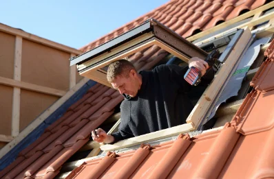 Pose de fenêtres de toit Velux à Tournissan
